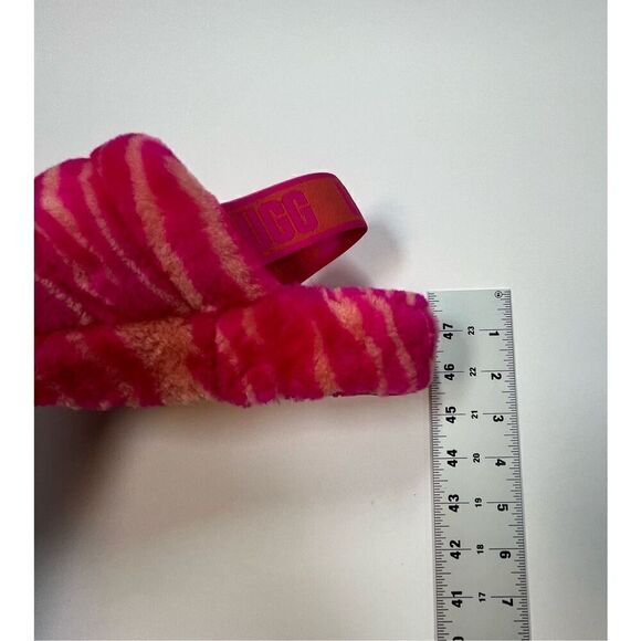 UGG Fluff Yeah Slide Zebra Rock Rose Pink Slingback Slipper Sandal Size US 6 EUC - Picture 11 of 12